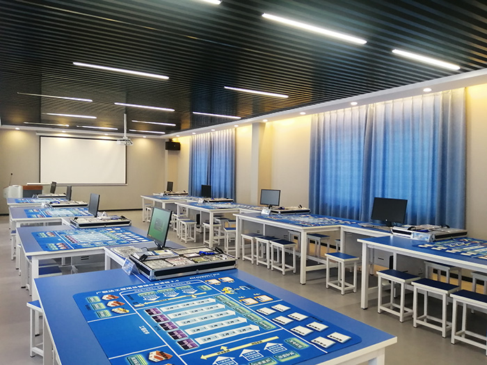 1661766079549135.jpg 2建筑工程項目管理實訓室2.jpg