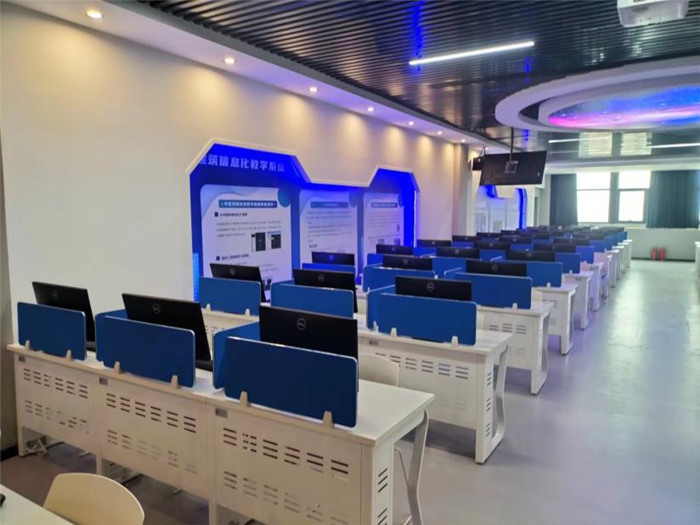 1667352136153001.jpg 3計(jì)算機(jī)中心2.jpg